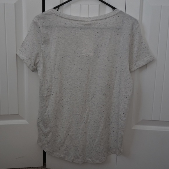 H&M Round Neck Cream Tee with Blue Speckles - Picture 3 of 3